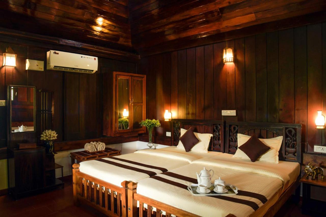 Stayvista At La Riva Heritage Villa With Bicycle Alappuzha Екстер'єр фото